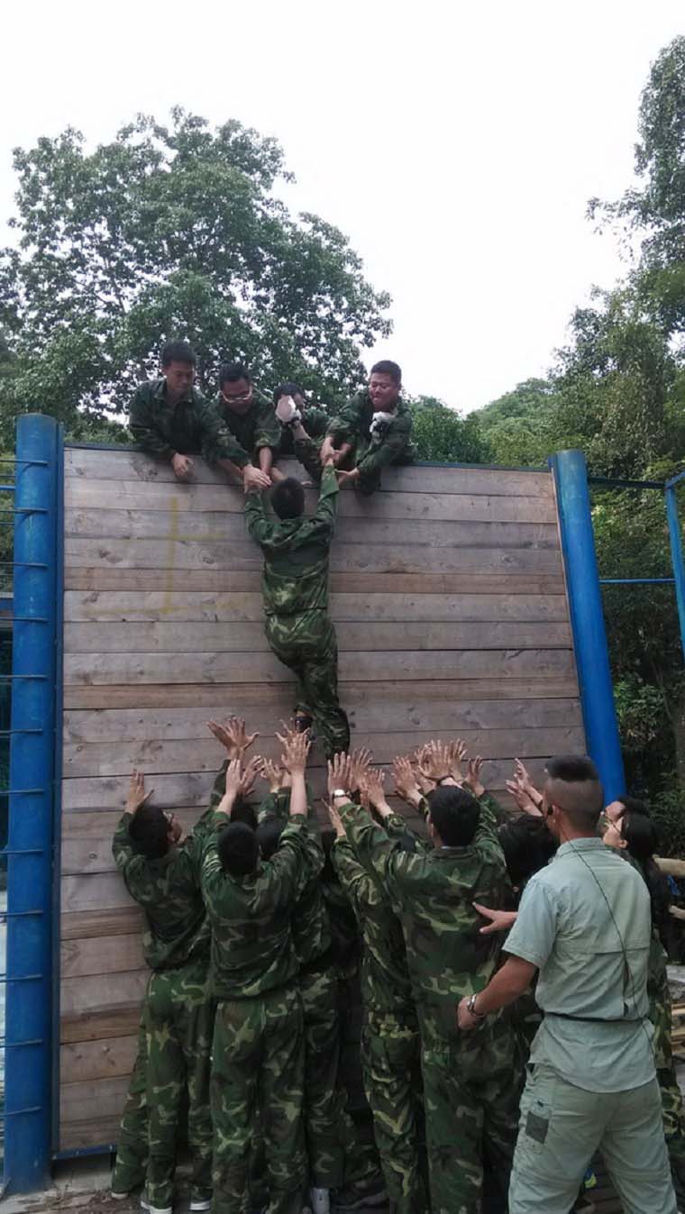 ����˹8040����